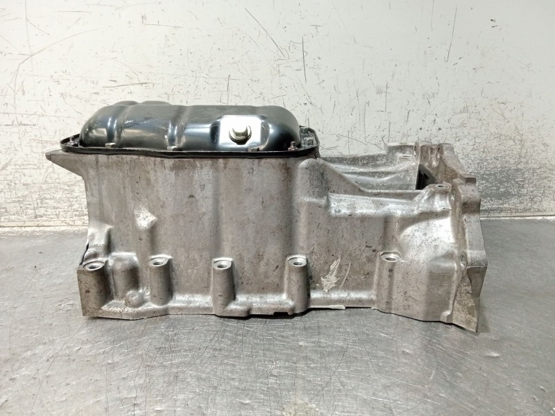 Recambio de carter para toyota auris (_e18_) 1.3 (nre180_) referencia OEM IAM 10240P5  