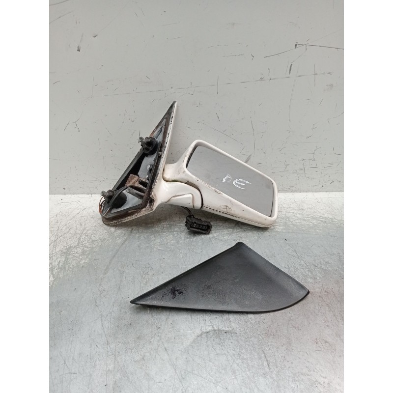 Recambio de retrovisor derecho para seat cordoba (6k1, 6k2) 1.9 tdi referencia OEM IAM electrico 1 enchufe 5 cables 