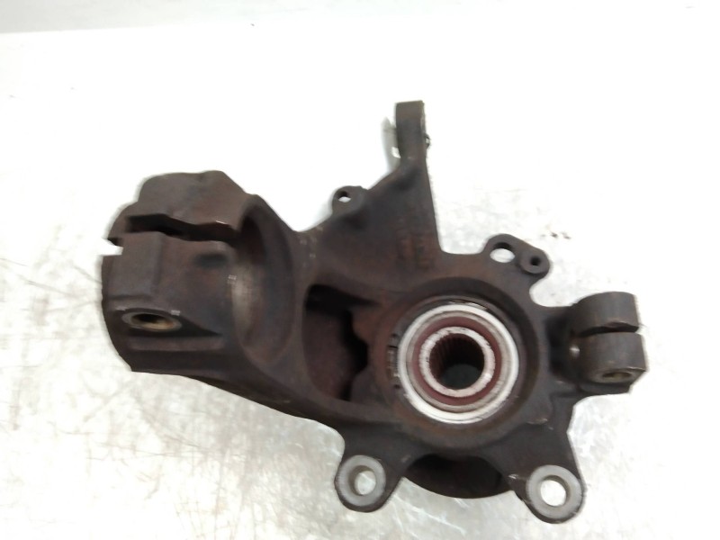 Recambio de mangueta delantera derecha para ford mondeo berlina/familiar (fd) clx berlina referencia OEM IAM 7161383  