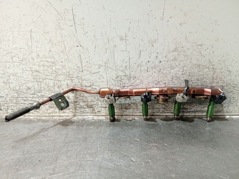 Recambio de rampa inyectora para toyota rav 4 ii (_a2_) 1.8 (zca25_, zca26_) referencia OEM IAM   