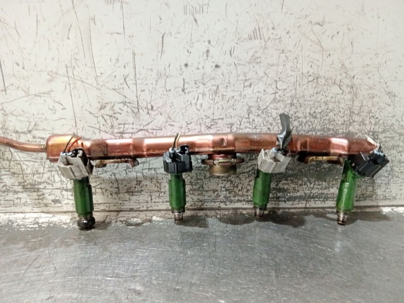 Recambio de rampa inyectora para toyota rav 4 ii (_a2_) 1.8 (zca25_, zca26_) referencia OEM IAM   