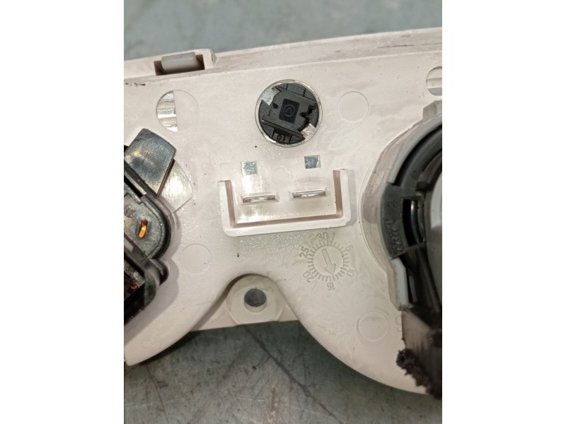 Recambio de mando calefaccion / aire acondicionado para ford focus i sedán (dfw) 1.8 turbo di / tddi referencia OEM IAM 98ab18c4