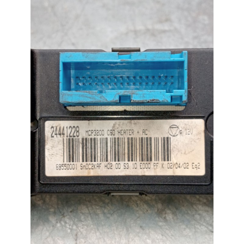 Recambio de mando calefaccion / aire acondicionado para opel vectra c (z02) 2.2 dti 16v (f69) referencia OEM IAM 24441228 695500
