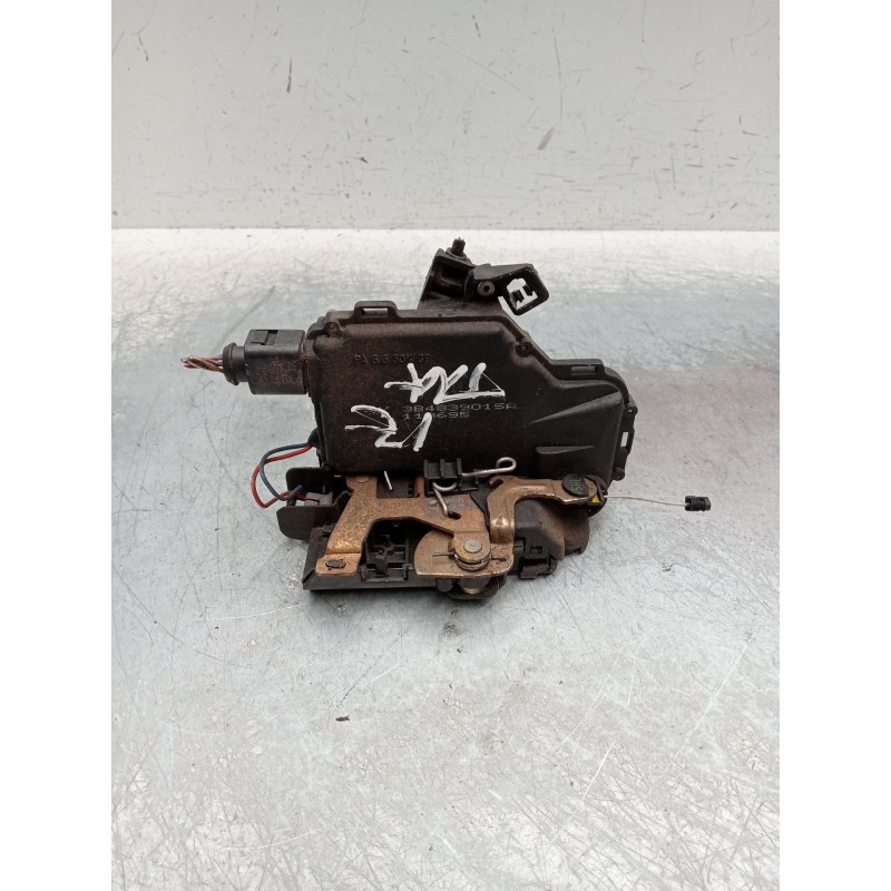 Recambio de motor cierre centralizado trasero izquierdo para seat leon (1m1) 1.9 tdi referencia OEM IAM   