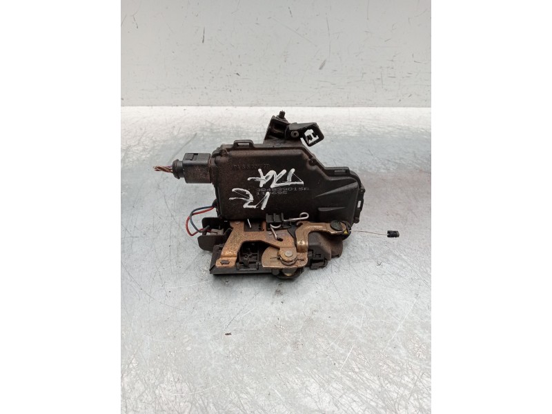Recambio de motor cierre centralizado trasero izquierdo para seat leon (1m1) 1.9 tdi referencia OEM IAM   