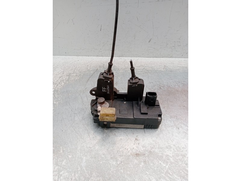 Recambio de motor cierre centralizado trasero izquierdo para opel vectra c (z02) 2.2 dti 16v (f69) referencia OEM IAM  4p 