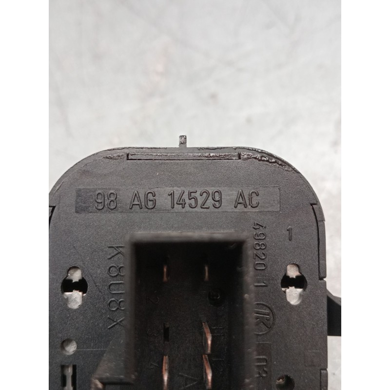 Recambio de mando elevalunas delantero izquierdo para ford focus i sedán (dfw) 1.8 turbo di / tddi referencia OEM IAM 98ag14529a