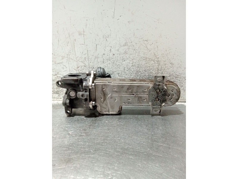 Recambio de enfriador egr para seat leon (1p1) referencia OEM IAM 03G131513J  