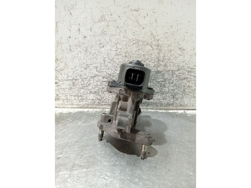 Recambio de valvula egr para toyota auris (_e18_) 1.3 (nre180_) referencia OEM IAM 2562037120  