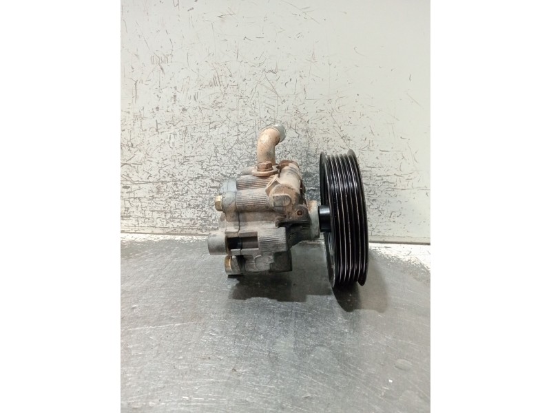 Recambio de bomba direccion para toyota rav 4 ii (_a2_) 1.8 (zca25_, zca26_) referencia OEM IAM   