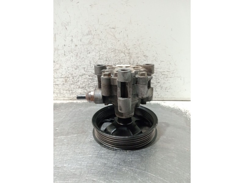 Recambio de bomba direccion para toyota rav 4 ii (_a2_) 1.8 (zca25_, zca26_) referencia OEM IAM   