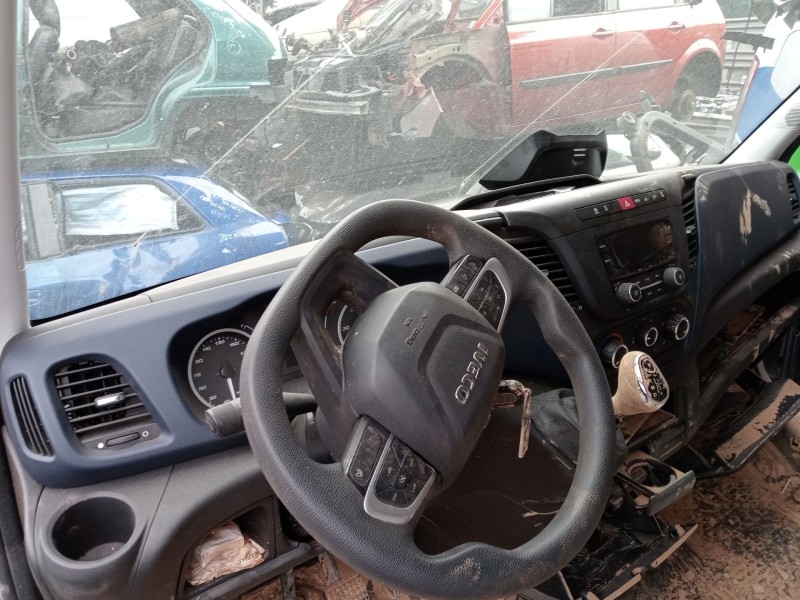 iveco daily vi caja/chasis del año 2022