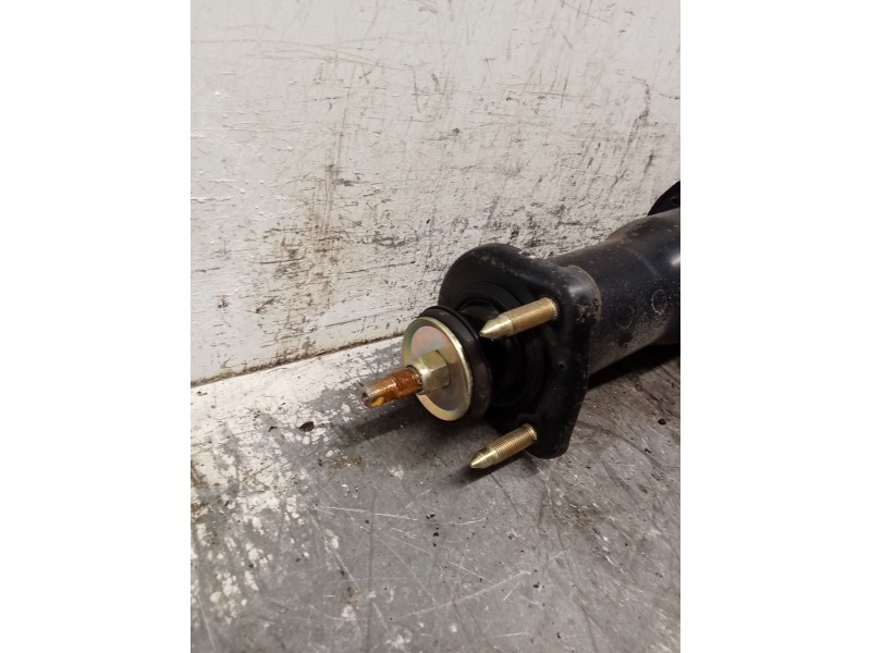Recambio de amortiguador trasero izquierdo para lexus gs (_s16_) 300 (jzs160_) referencia OEM IAM   