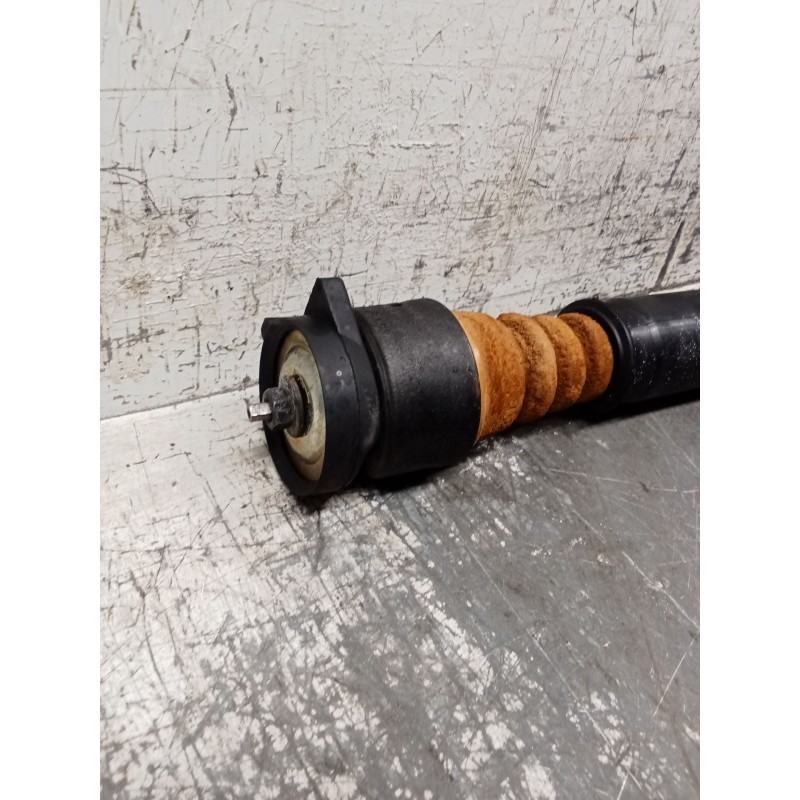 Recambio de amortiguador trasero derecho para ford focus i sedán (dfw) 1.8 turbo di / tddi referencia OEM IAM 991108B  