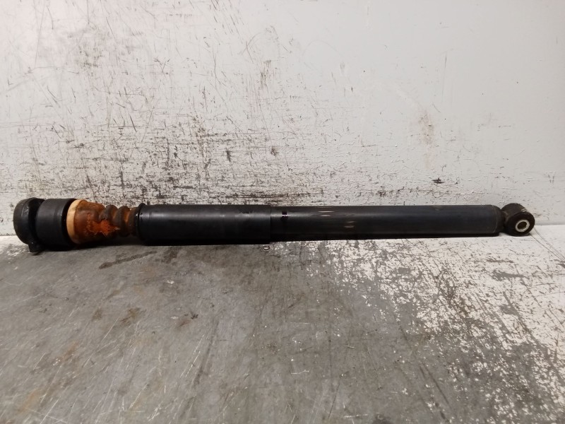 Recambio de amortiguador trasero izquierdo para ford focus i sedán (dfw) 1.8 turbo di / tddi referencia OEM IAM 991108B  