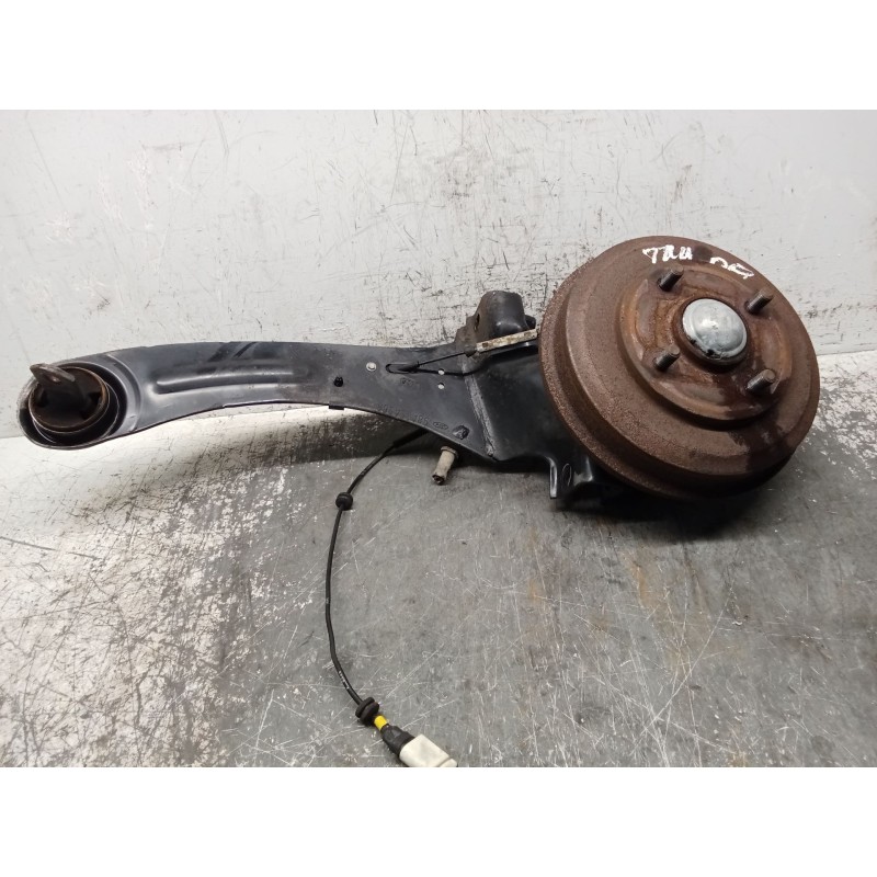 Recambio de mangueta trasera derecha para ford focus i sedán (dfw) 1.8 turbo di / tddi referencia OEM IAM 98AG5A968AK  TAMBOR