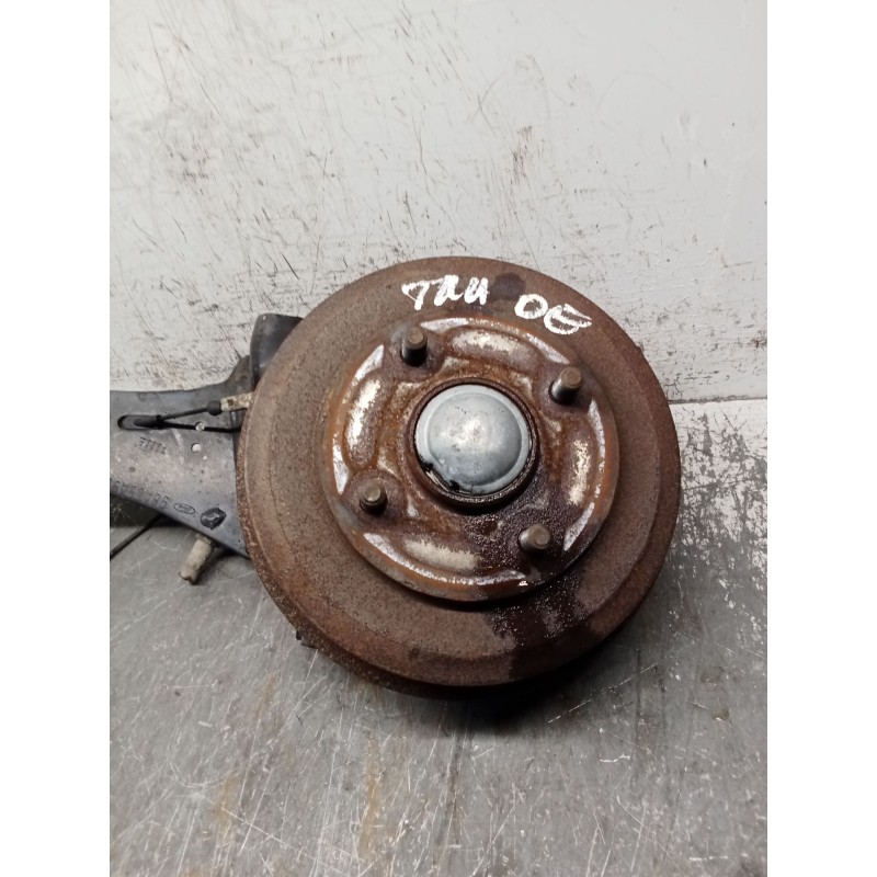 Recambio de mangueta trasera derecha para ford focus i sedán (dfw) 1.8 turbo di / tddi referencia OEM IAM 98AG5A968AK  TAMBOR