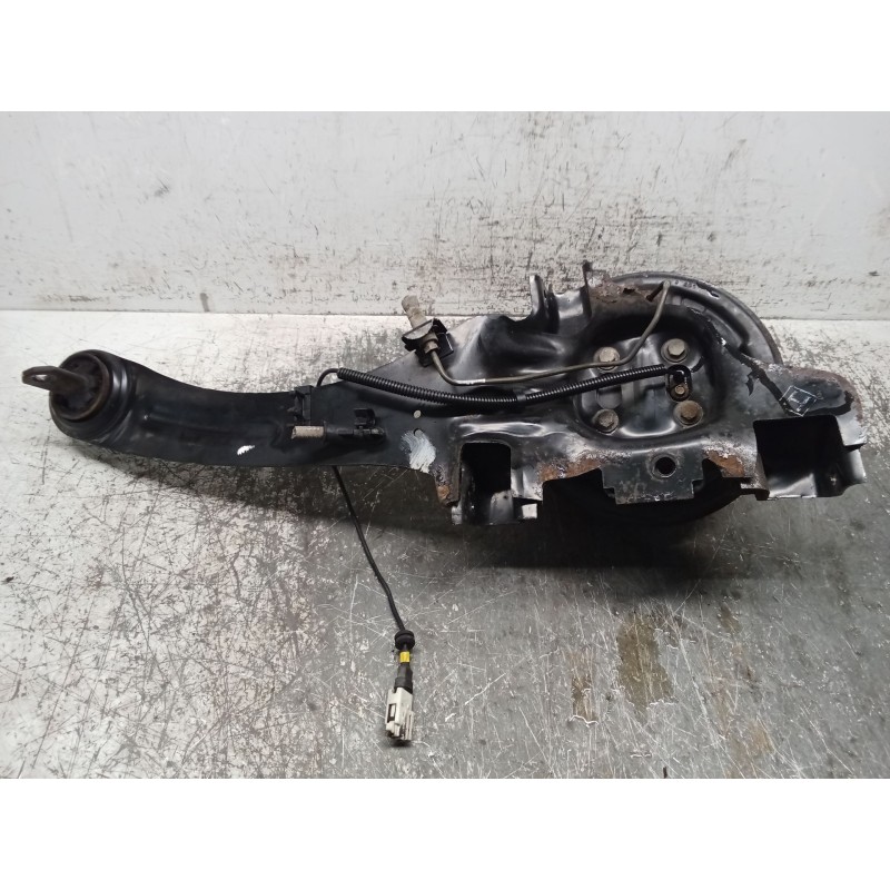 Recambio de mangueta trasera derecha para ford focus i sedán (dfw) 1.8 turbo di / tddi referencia OEM IAM 98AG5A968AK  TAMBOR