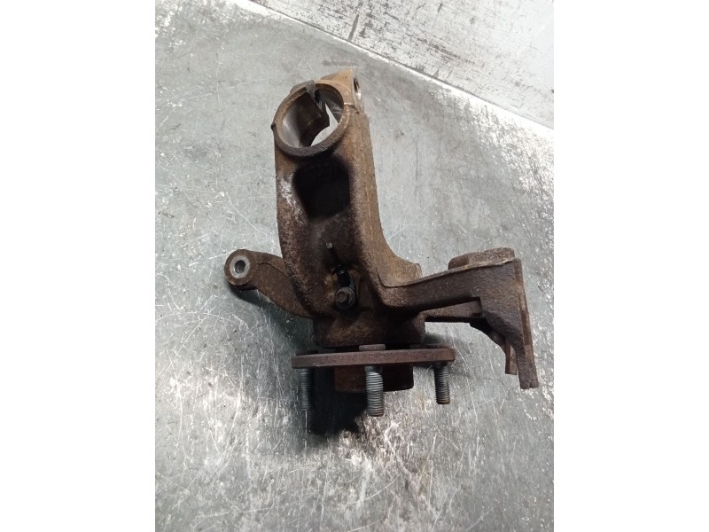 Recambio de mangueta delantera derecha para ford focus i sedán (dfw) 1.8 turbo di / tddi referencia OEM IAM   