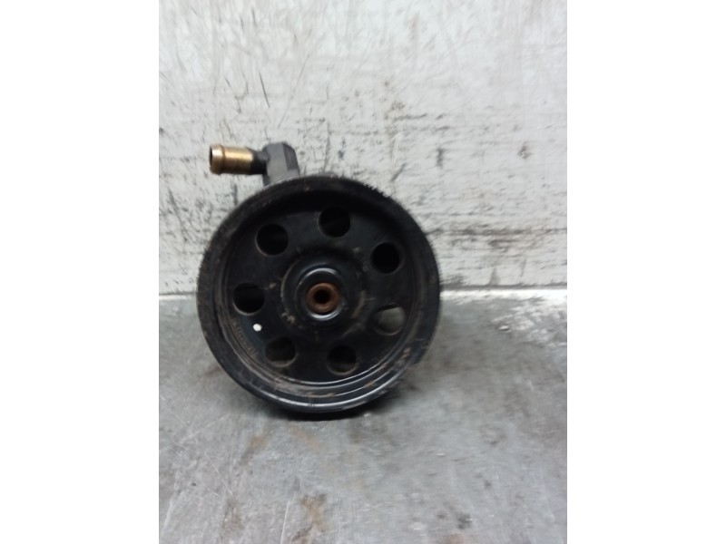 Recambio de bomba direccion para ford focus i sedán (dfw) 1.8 turbo di / tddi referencia OEM IAM 9JD2200  