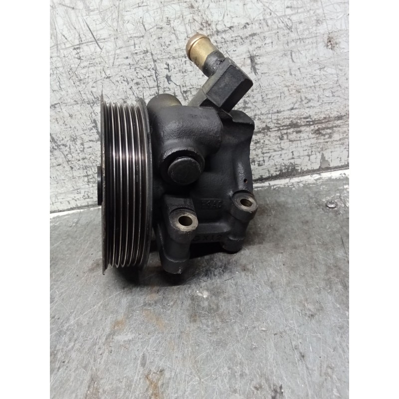 Recambio de bomba direccion para ford focus i sedán (dfw) 1.8 turbo di / tddi referencia OEM IAM 9JD2200  