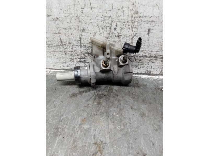 Recambio de bomba freno para ford focus i sedán (dfw) 1.8 turbo di / tddi referencia OEM IAM   