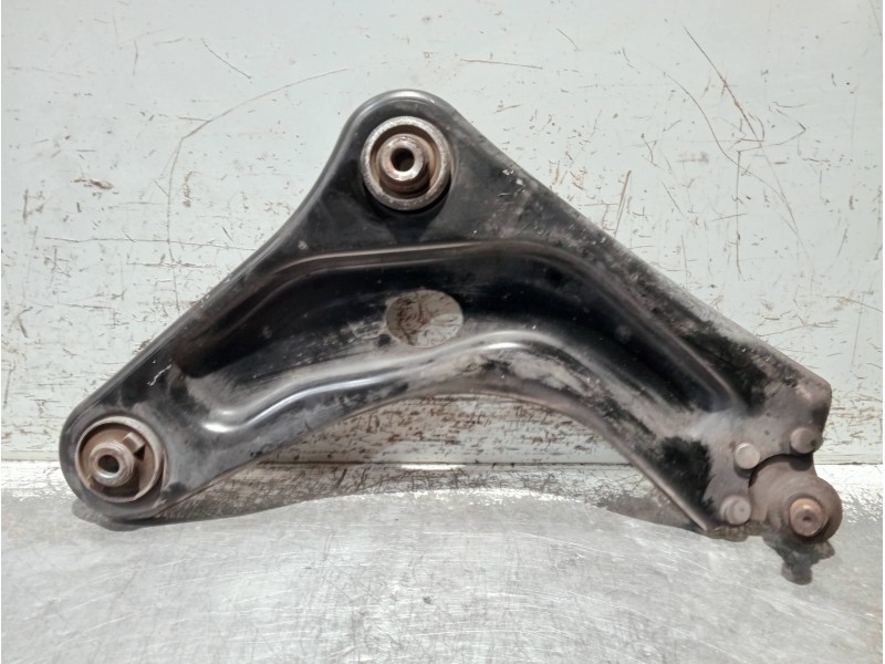 Recambio de brazo suspension inferior delantero derecho para citroën c-elysee (dd_) 1.6 bluehdi 100 referencia OEM IAM   