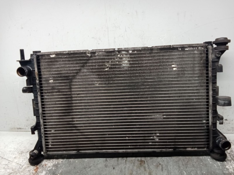 Recambio de radiador agua para ford focus i sedán (dfw) 1.8 turbo di / tddi referencia OEM IAM   