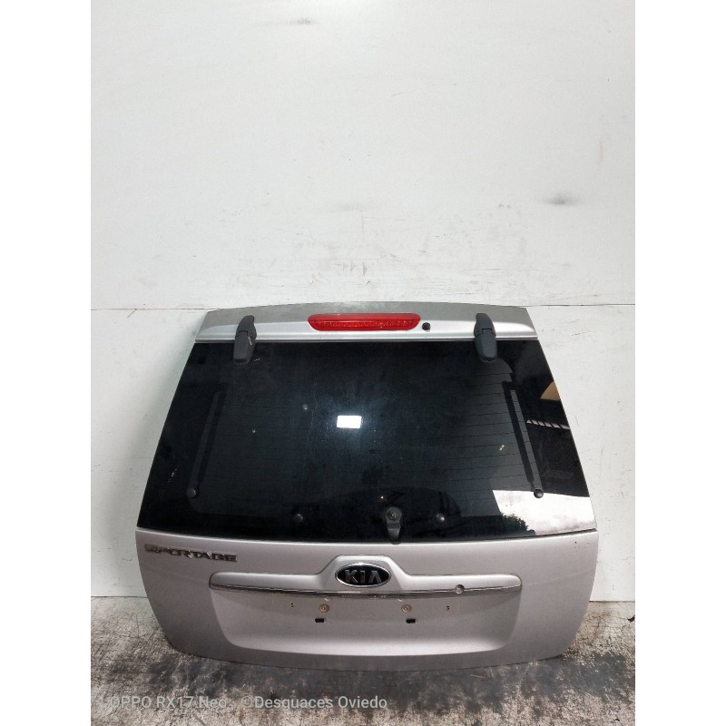 Recambio de porton trasero para kia sportage 2.0 crdi referencia OEM IAM   