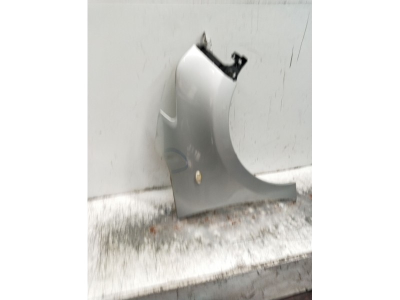 Recambio de aleta delantera derecha para citroën c3 picasso (sh_) 1.6 bluehdi 100 referencia OEM IAM   