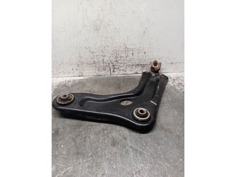 Recambio de brazo suspension inferior delantero izquierdo para citroën c-elysee (dd_) 1.5 bluehdi 100 referencia OEM IAM   