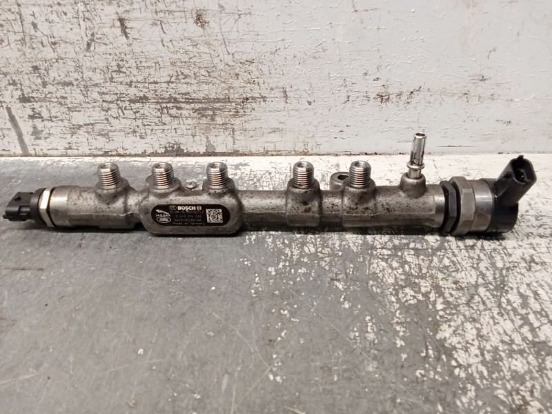 Recambio de rampa inyectora para land rover range rover evoque (l538) 2.0 d 4x4 referencia OEM IAM 0445214332 G4D39D280AA BOSCH