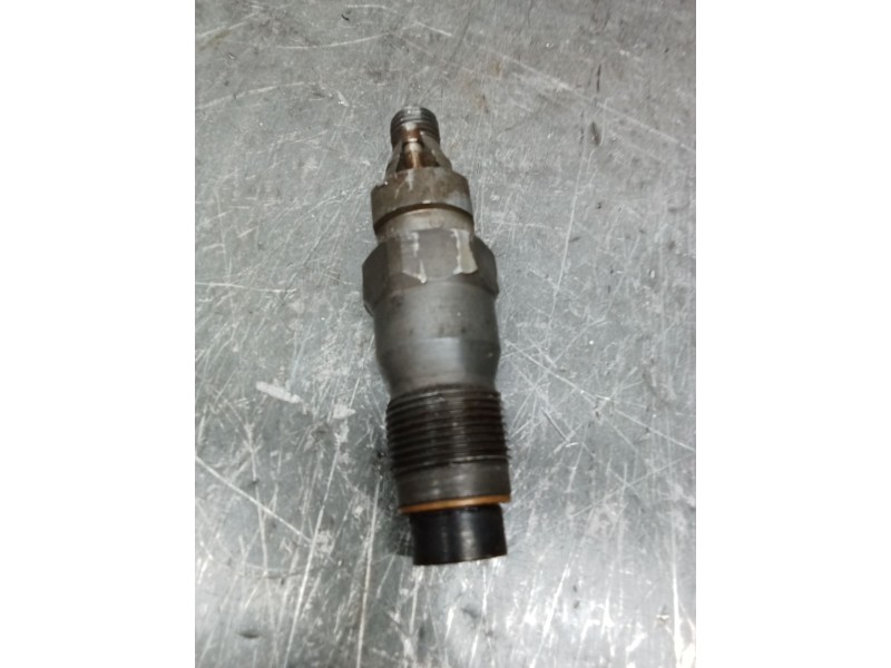 Recambio de inyector para opel omega b (v94) 2.5 td (f69, m69, p69) referencia OEM IAM KCA21S71  