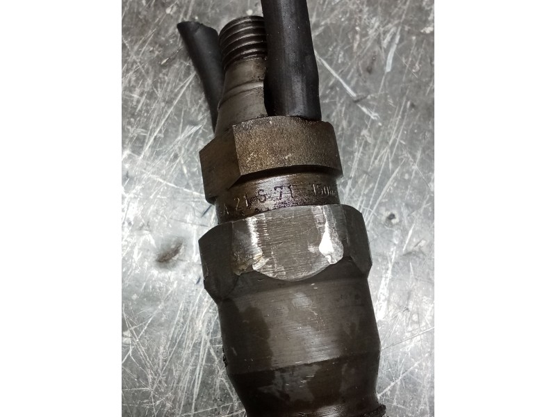 Recambio de inyector para opel omega b (v94) 2.5 td (f69, m69, p69) referencia OEM IAM KCA21S71  