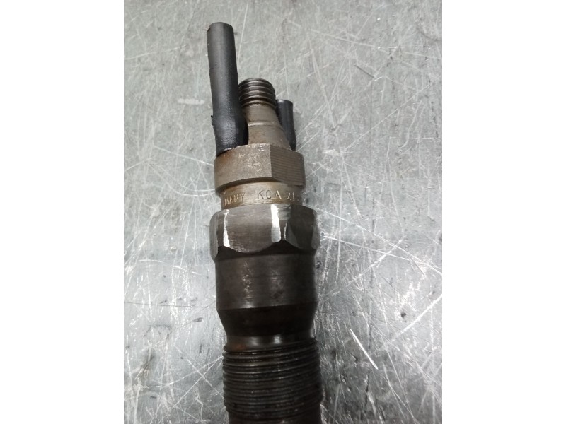 Recambio de inyector para opel omega b (v94) 2.5 td (f69, m69, p69) referencia OEM IAM KCA21S71  