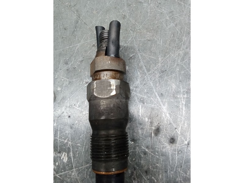 Recambio de inyector para opel omega b (v94) 2.5 td (f69, m69, p69) referencia OEM IAM KCA21S71  