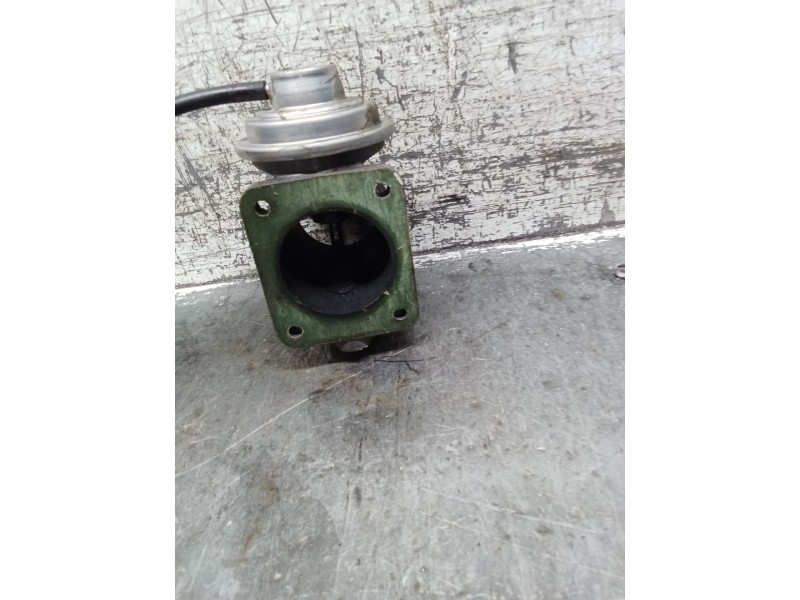Recambio de valvula egr para opel omega b (v94) 2.5 td (f69, m69, p69) referencia OEM IAM 2246145  