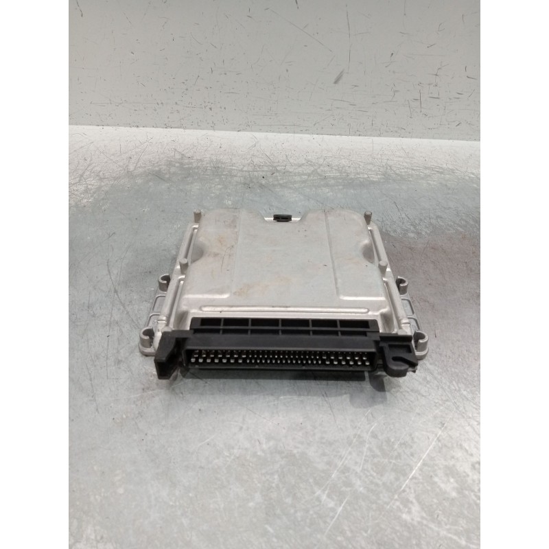 Recambio de centralita motor uce para suzuki grand vitara 5 puertas sq (ft) referencia OEM IAM 028010559 zy34027158 28fm0282