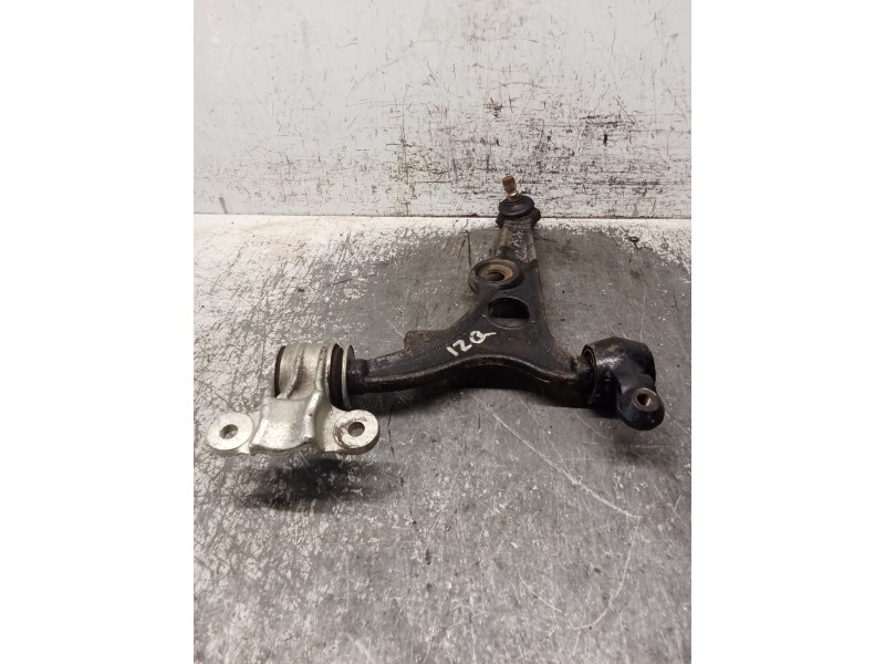 Recambio de brazo suspension inferior delantero izquierdo para fiat scudo furgoneta (220_) 2.0 jtd referencia OEM IAM   