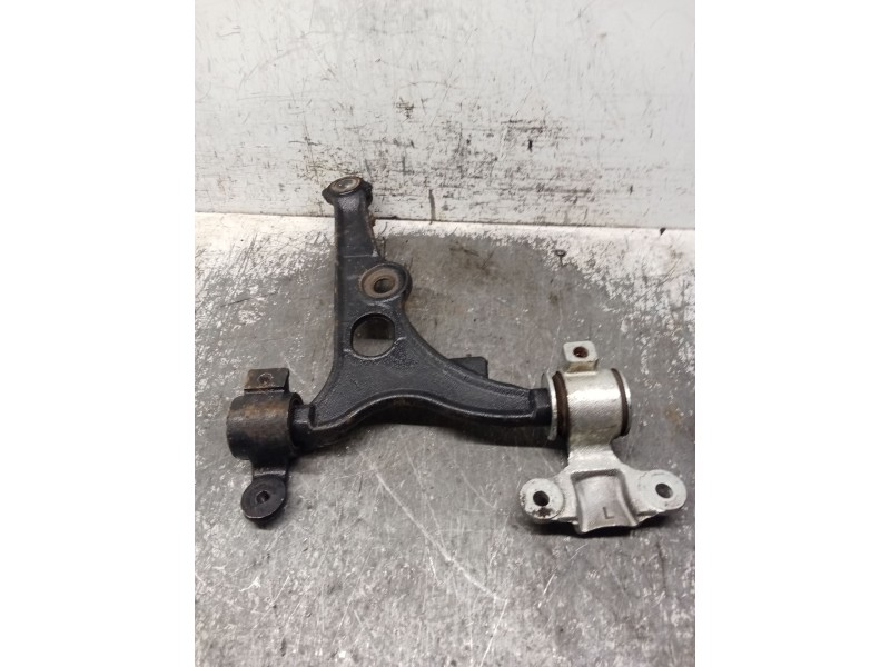 Recambio de brazo suspension inferior delantero izquierdo para fiat scudo furgoneta (220_) 2.0 jtd referencia OEM IAM   