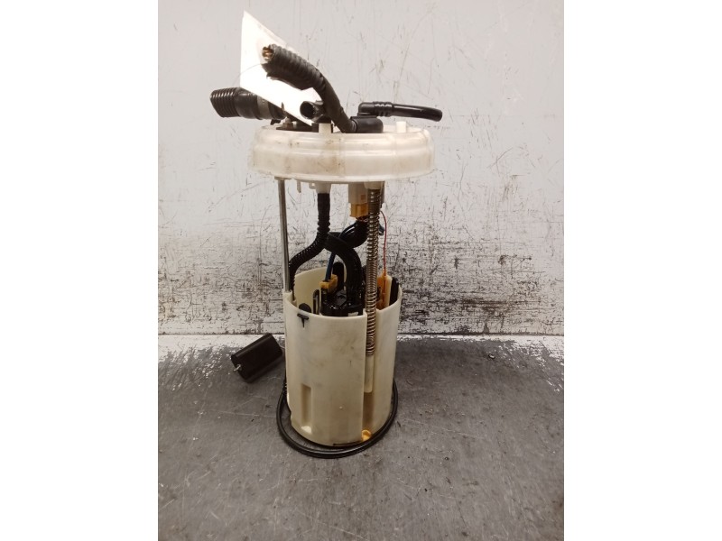 Recambio de bomba combustible para iveco daily vi caja/chasis 33s14, 35s14, 35c14 referencia OEM IAM 69503676 20210531 BOSCH