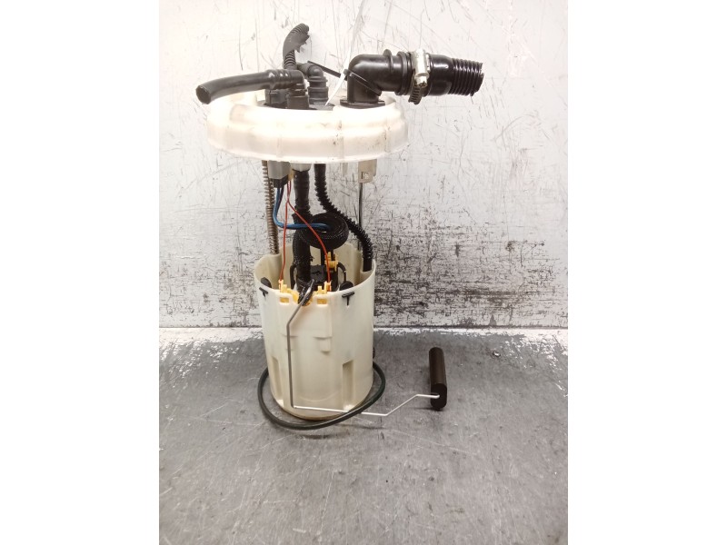 Recambio de bomba combustible para iveco daily vi caja/chasis 33s14, 35s14, 35c14 referencia OEM IAM 69503676 20210531 BOSCH