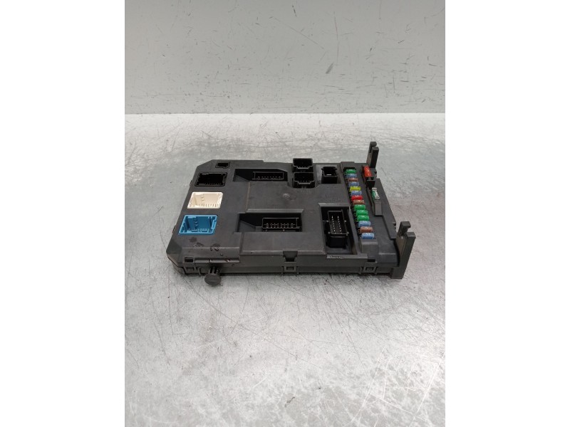 Recambio de caja reles / fusibles para citroën c3 picasso (sh_) 1.6 bluehdi 100 referencia OEM IAM 9666952080  