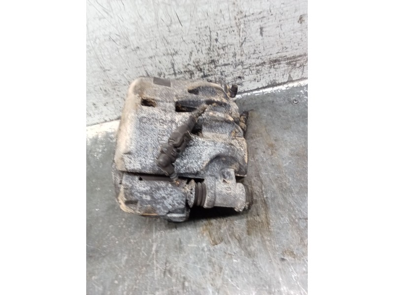 Recambio de pinza freno delantera izquierda para iveco daily vi caja/chasis 33s14, 35s14, 35c14 referencia OEM IAM   