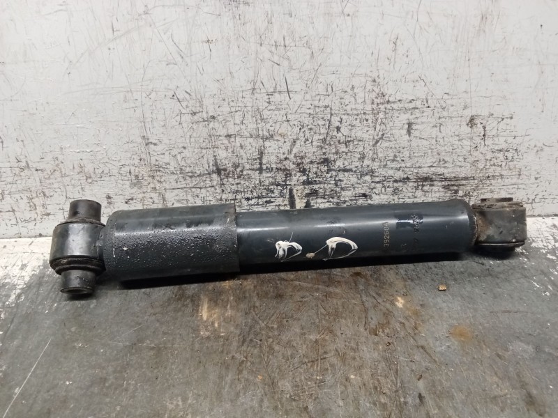 Recambio de amortiguador delantero derecho para iveco daily vi caja/chasis 33s14, 35s14, 35c14 referencia OEM IAM SA35000437  