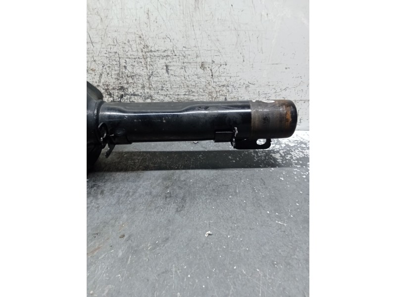 Recambio de amortiguador delantero izquierdo para seat leon (1m1) 1.9 tdi referencia OEM IAM 334812  