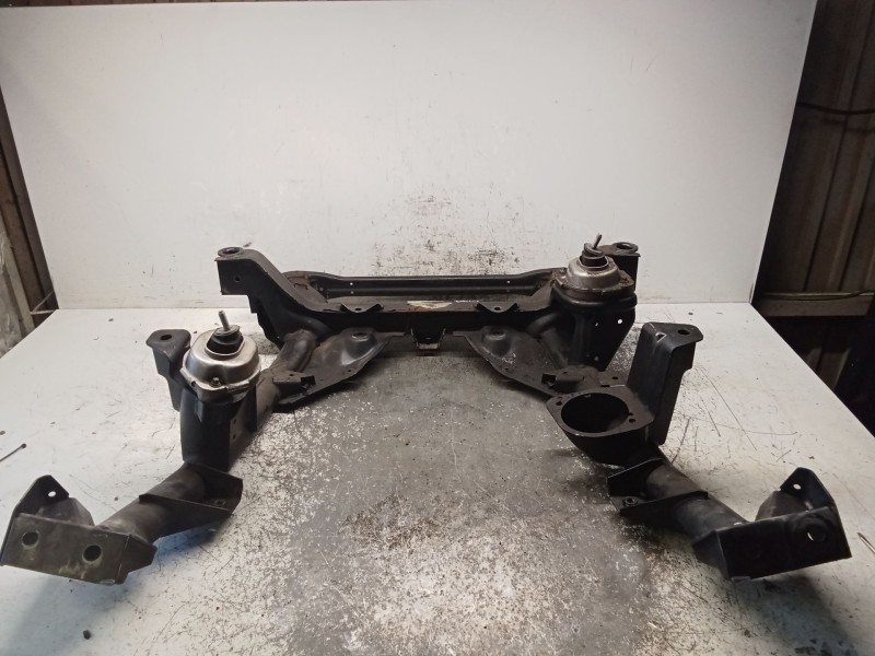 Recambio de puente delantero para bmw x3 (e83) 2.0 d referencia OEM IAM 22151057  CUNA