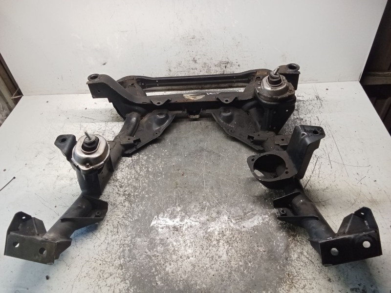 Recambio de puente delantero para bmw x3 (e83) 2.0 d referencia OEM IAM 22151057  CUNA