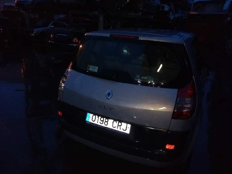 renault scenic ii del año 2004