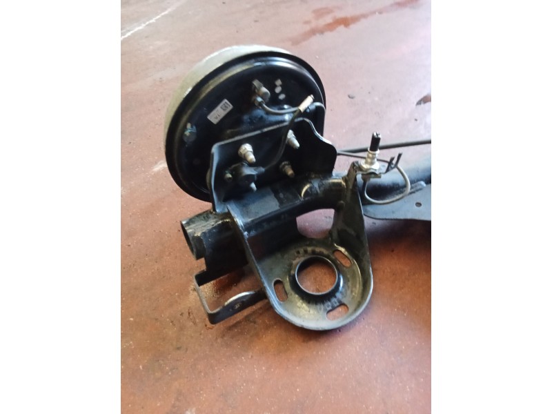 Recambio de puente trasero para chevrolet aveo / kalos hatchback (t250, t255) 1.2 referencia OEM IAM   TAMBOR/ABS